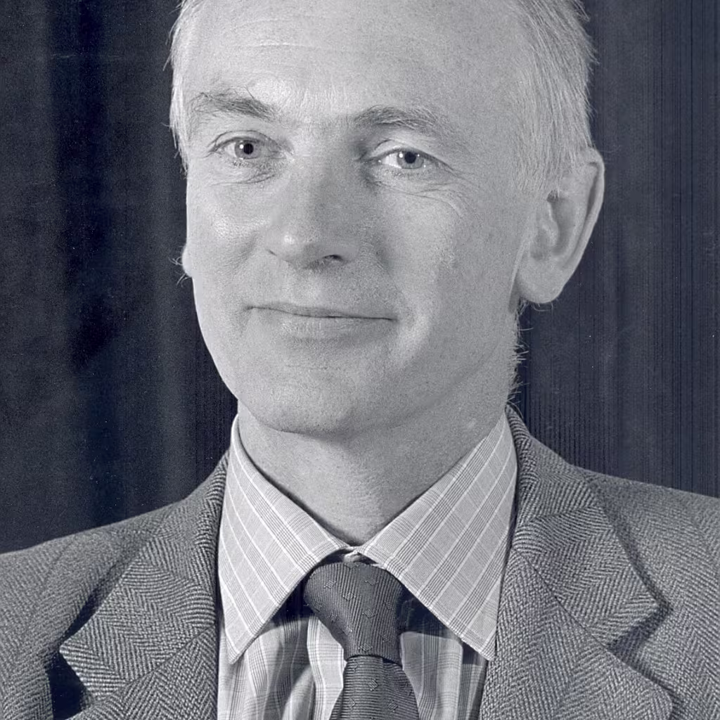 Professor Sir Hew Strachan